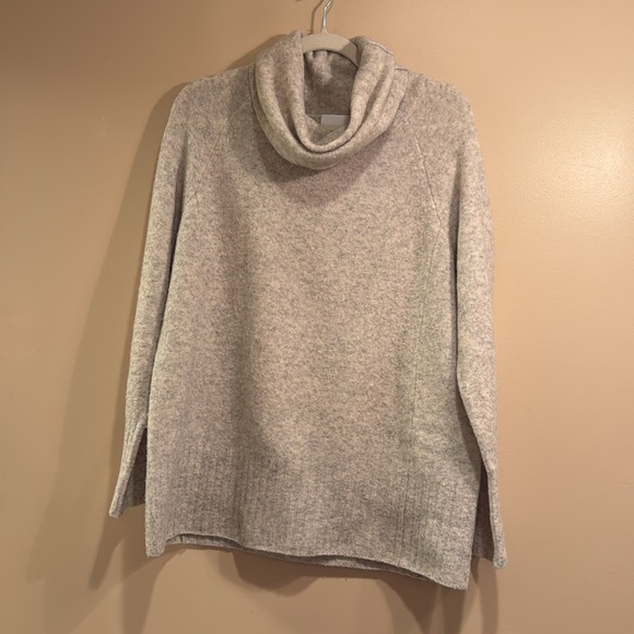 The Original Aritzia Gray Turtleneck‎ Sweater - Picture 3 of 8